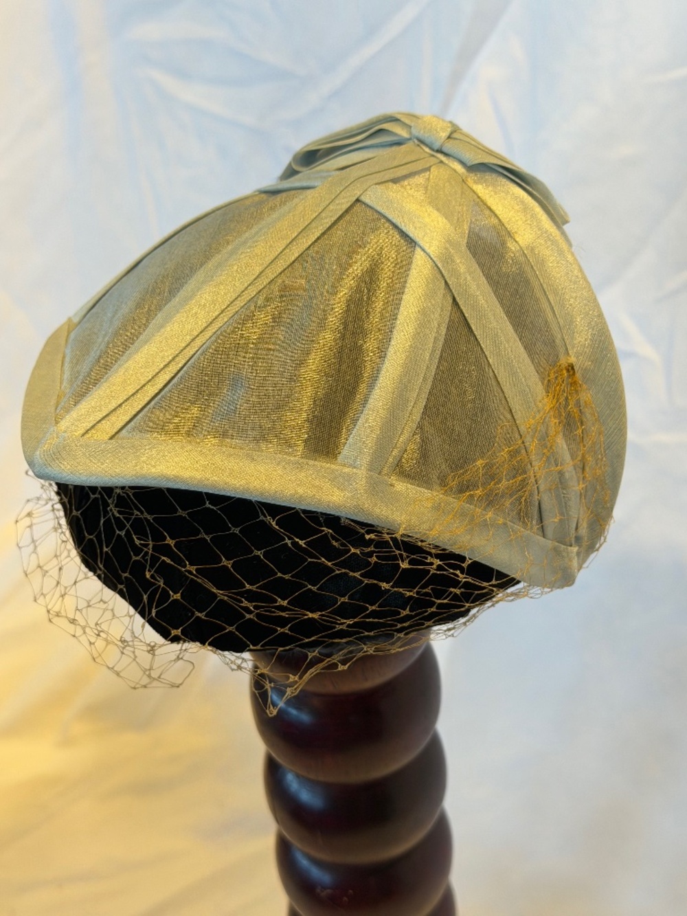 Vintage 1950’s Pale Blue Juliet Cap
